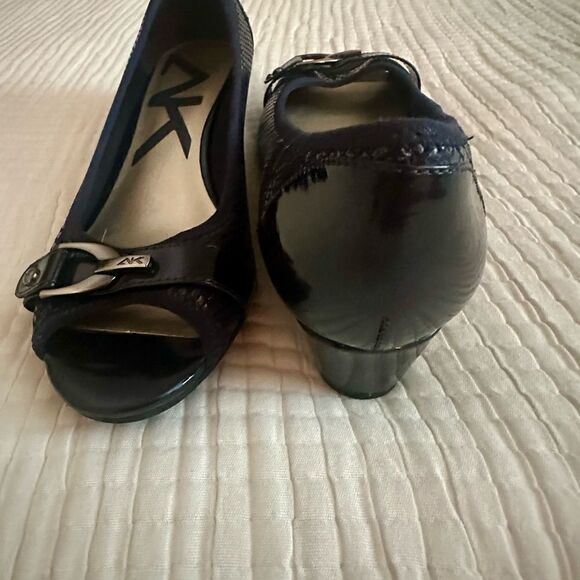 Ann Klein navy blue, Christabel wedge heels. - Picture 7 of 7